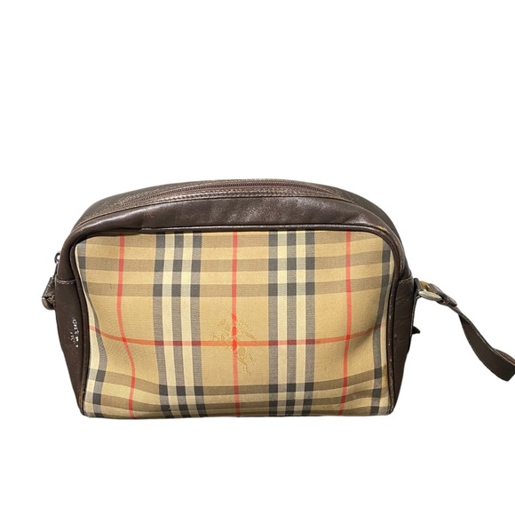 BURBERRY’S Vintage Nova Check Crossbody Bag - Picture 2 of 10